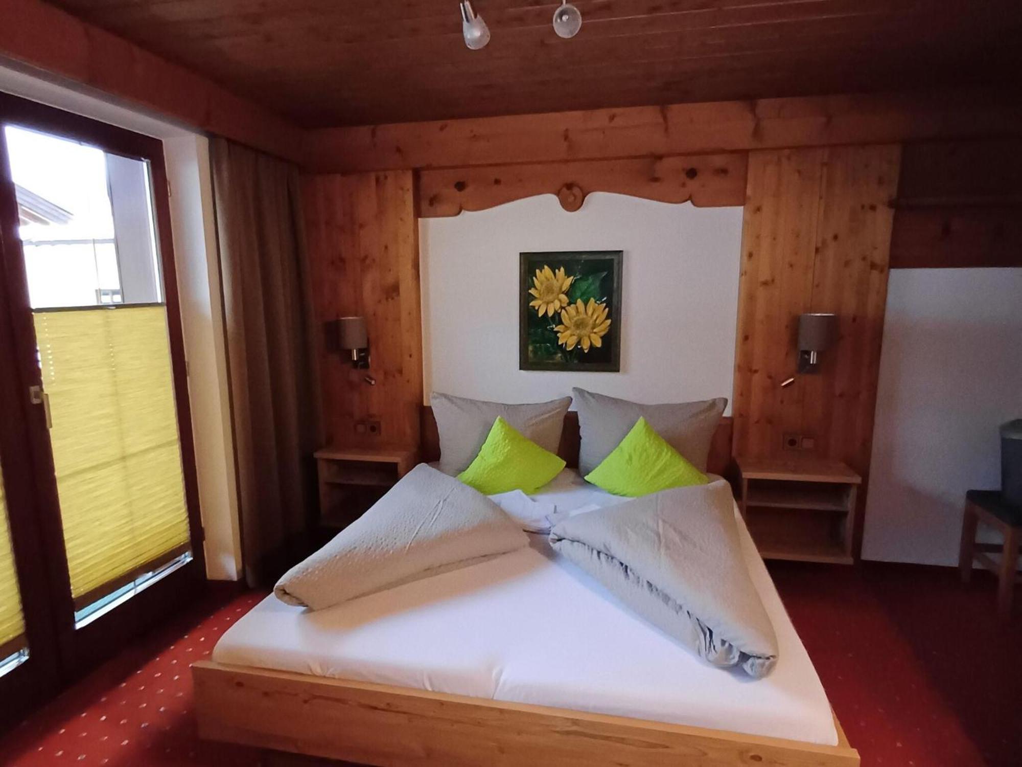 Modern Apartment In Langenfeld Near Ski Area ภายนอก รูปภาพ