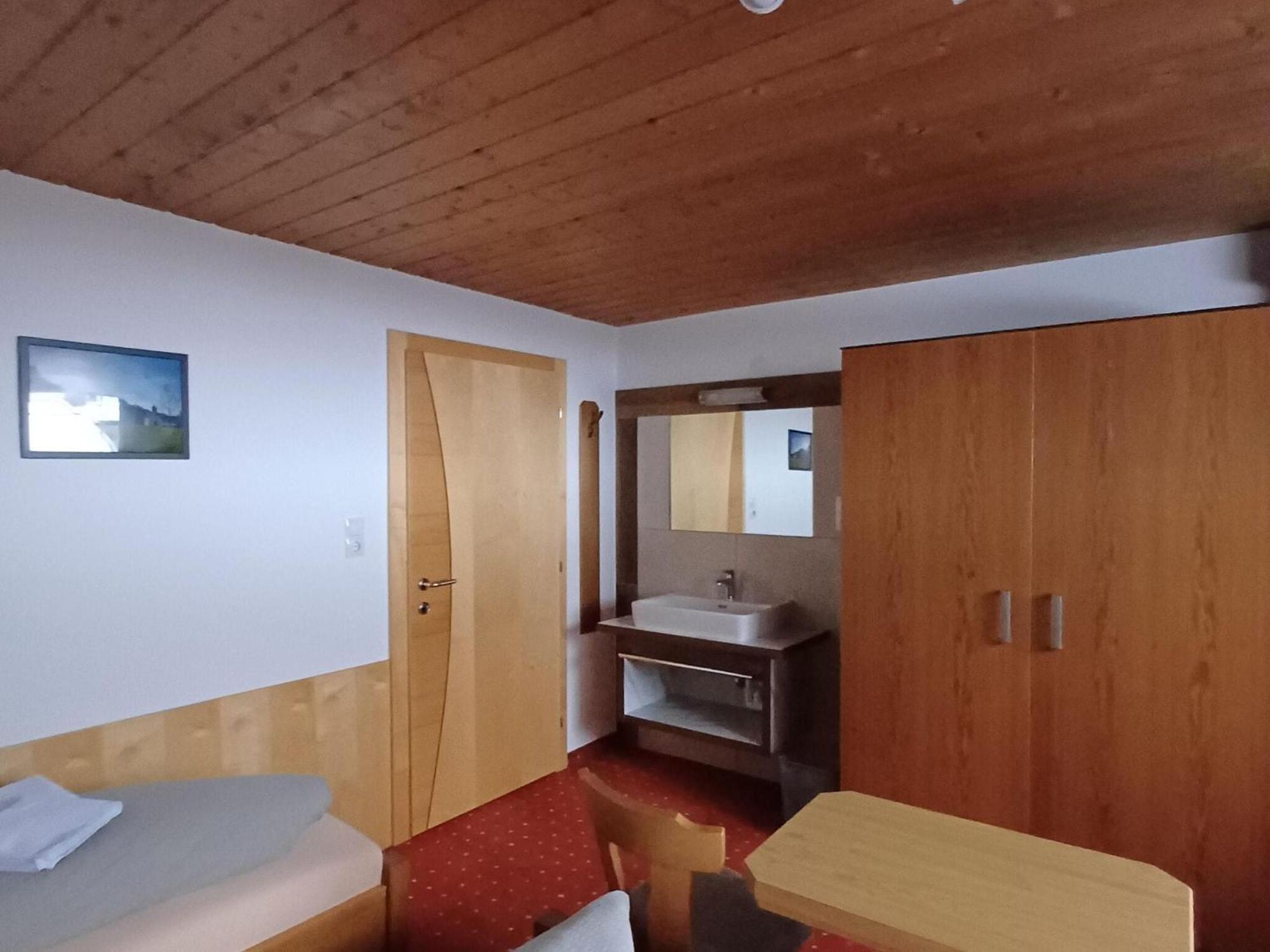 Modern Apartment In Langenfeld Near Ski Area ภายนอก รูปภาพ