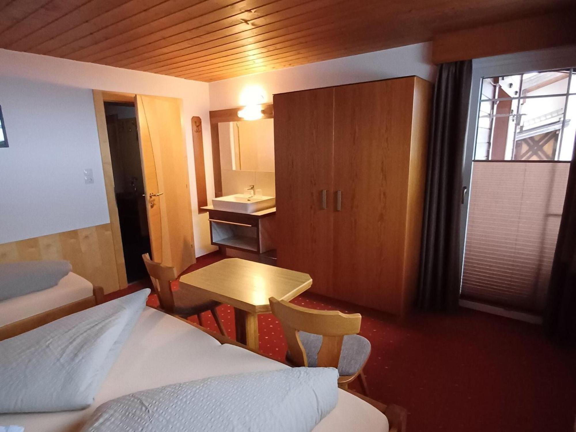 Modern Apartment In Langenfeld Near Ski Area ภายนอก รูปภาพ